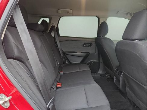 Used 2023 Nissan Rogue S image 14