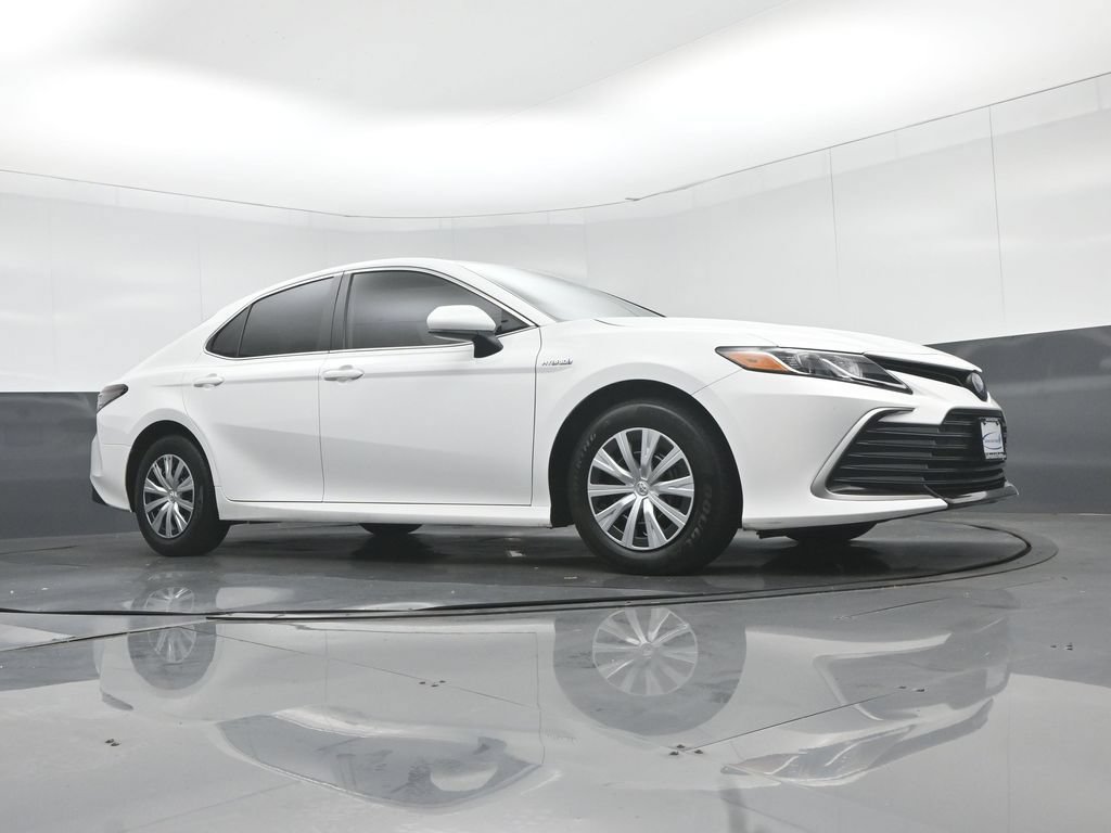 Used 2021 Toyota Camry LE FWD image 49