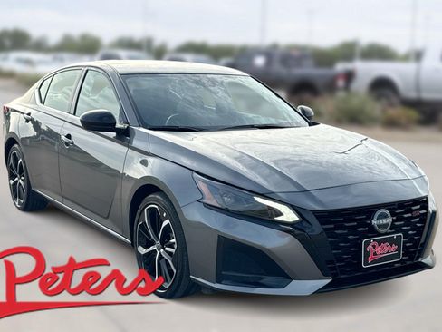 Used 2026 Nissan Altima 2.5 SR FWD image 1