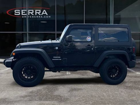 Used 2012 Jeep Wrangler Sport AWD/4WD image 2