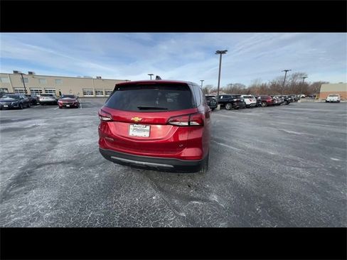 Used 2023 Chevrolet Equinox LT image 7