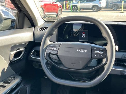 Used 2025 Kia K4 FWD image 27