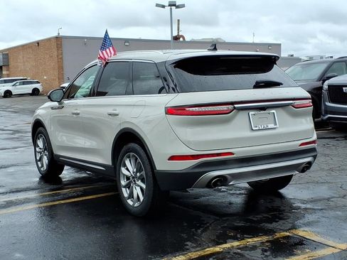 Used 2022 Lincoln Corsair AWD w/ Premium Package image 5