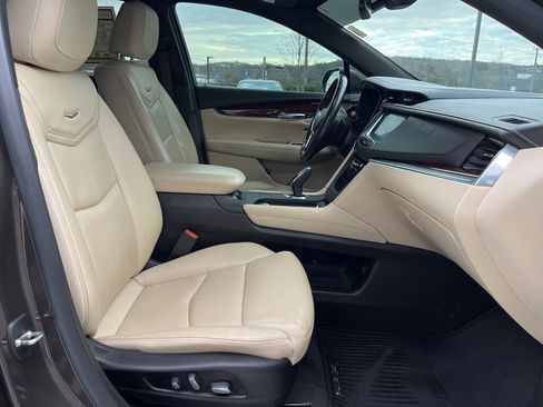Used 2019 Cadillac XT5 Luxury image 27