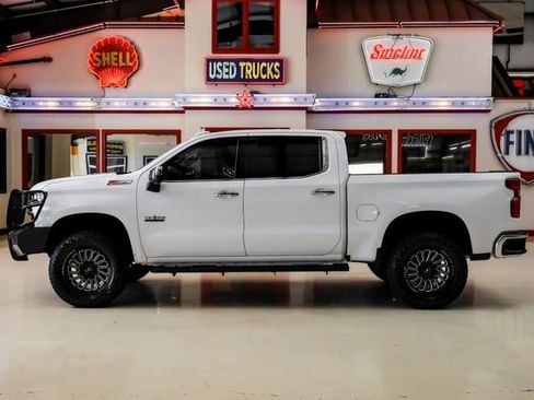 Used 2019 Chevrolet Silverado 1500 LTZ w/ LTZ Texas Edition AWD/4WD image 13