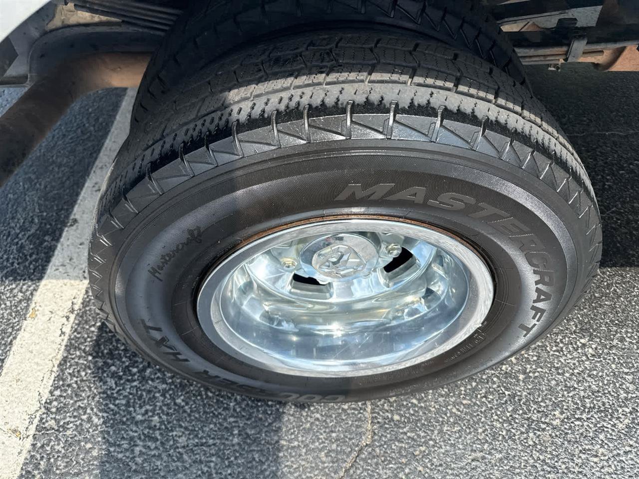 Used 2022 RAM 3500 Tradesman w/ Chrome Appearance Group AWD/4WD image 9