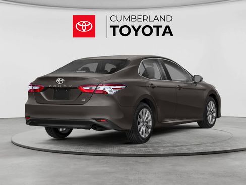 Used 2020 Toyota Camry LE FWD image 2