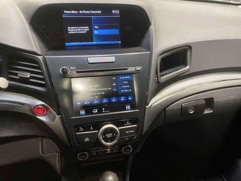 Used 2020 Acura ILX w/ Premium Package image 16