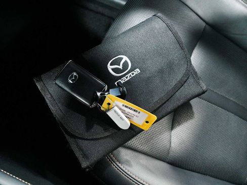 Used 2024 MAZDA CX-90 Plug-In Hybrid w/ Premium Plus image 23