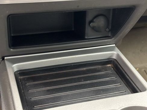 Used 2010 Ford Edge SEL image 22