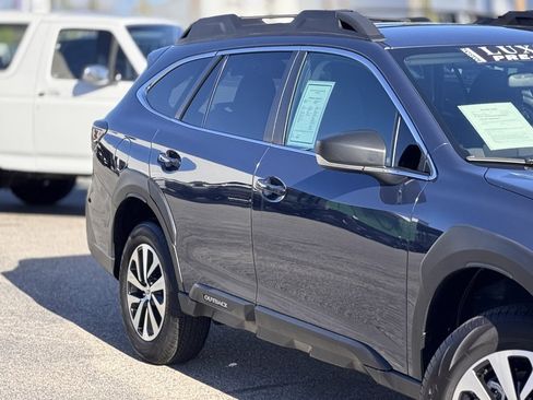 Used 2024 Subaru Outback 2.5i image 5