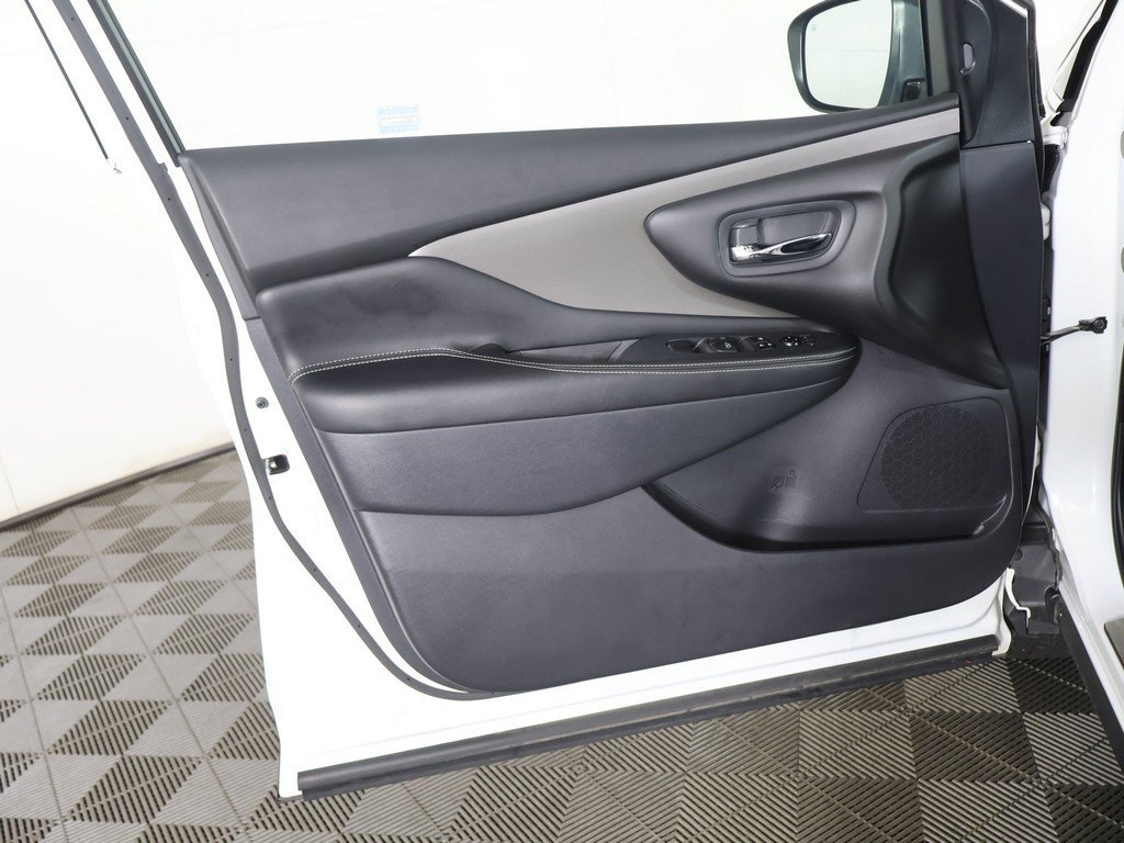 Used 2024 Nissan Murano SV w/ SV Midnight Edition Package AWD/4WD image 22