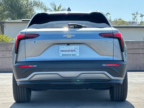 New 2025 Chevrolet Blazer EV LT image 5