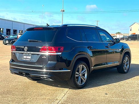 Used 2018 Volkswagen Atlas SEL w/ R-Line Package AWD/4WD image 8