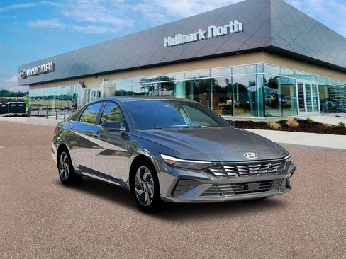 New 2026 Hyundai Elantra SEL Sport Premium FWD image 11