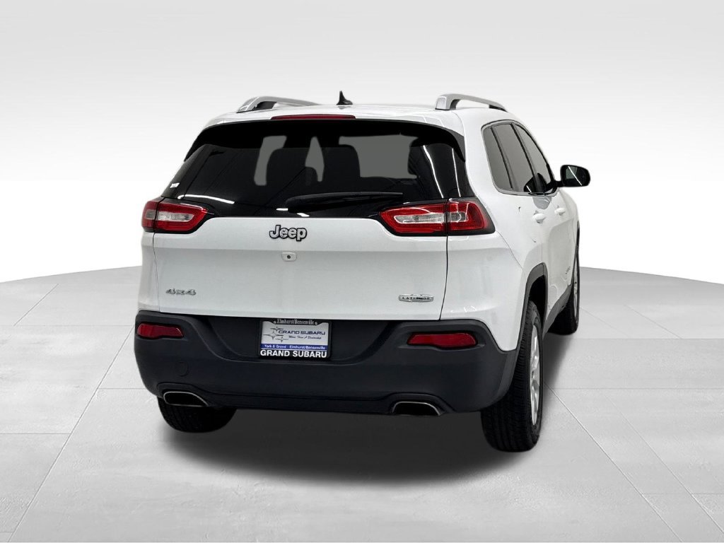 Used 2015 Jeep Cherokee Latitude w/ Cold Weather Group AWD/4WD image 7