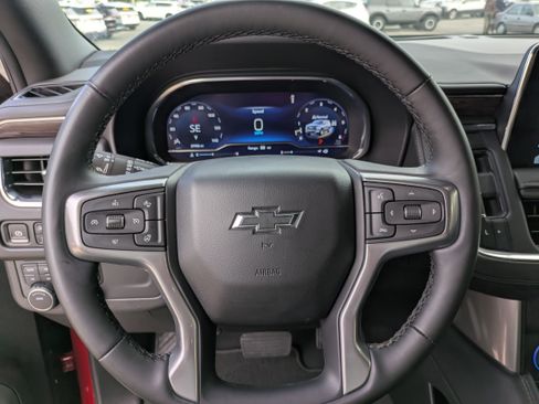 Used 2024 Chevrolet Tahoe Z71 w/ Luxury Package image 21