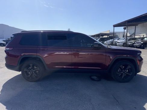 Used 2021 Jeep Grand Cherokee L Laredo image 4