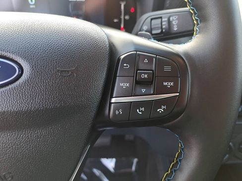 Used 2025 Ford Maverick Lobo image 20