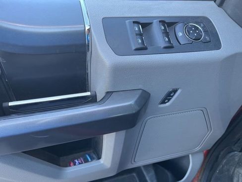 Used 2015 Ford F150 XLT w/ Equipment Group 302A Luxury image 7