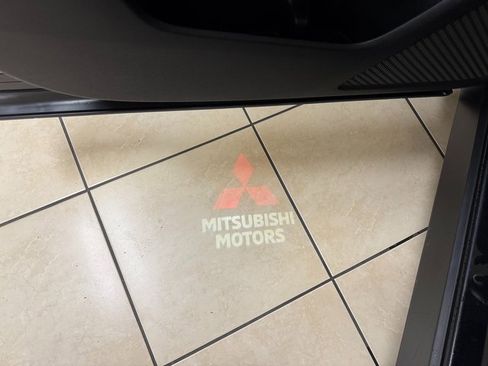 Used 2022 Mitsubishi Outlander SEL Black Edition image 8