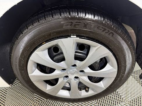 Used 2023 Toyota Corolla LE FWD image 19