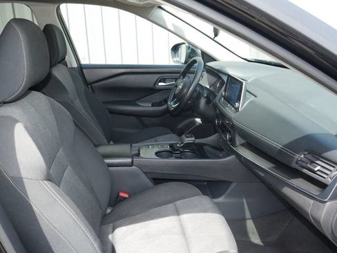 Used 2024 Nissan Rogue SV FWD image 20