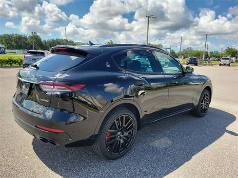 Used 2021 Maserati Levante S image 3
