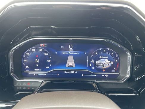 Used 2025 Chevrolet Silverado 1500 LTZ w/ LTZ Premium Package image 15