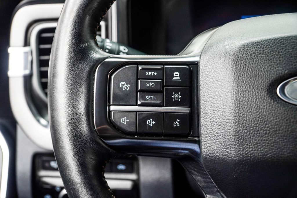 Used 2024 Ford F350 Platinum AWD/4WD image 41