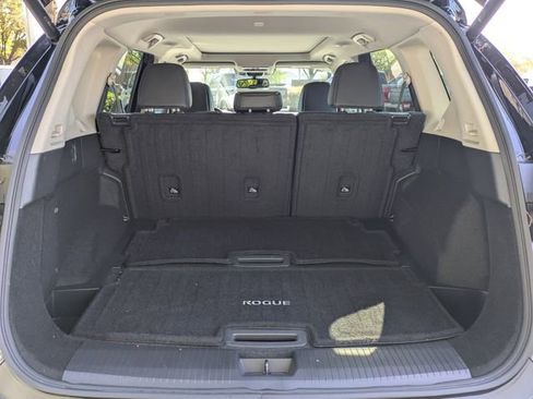 Used 2023 Nissan Rogue SL image 14