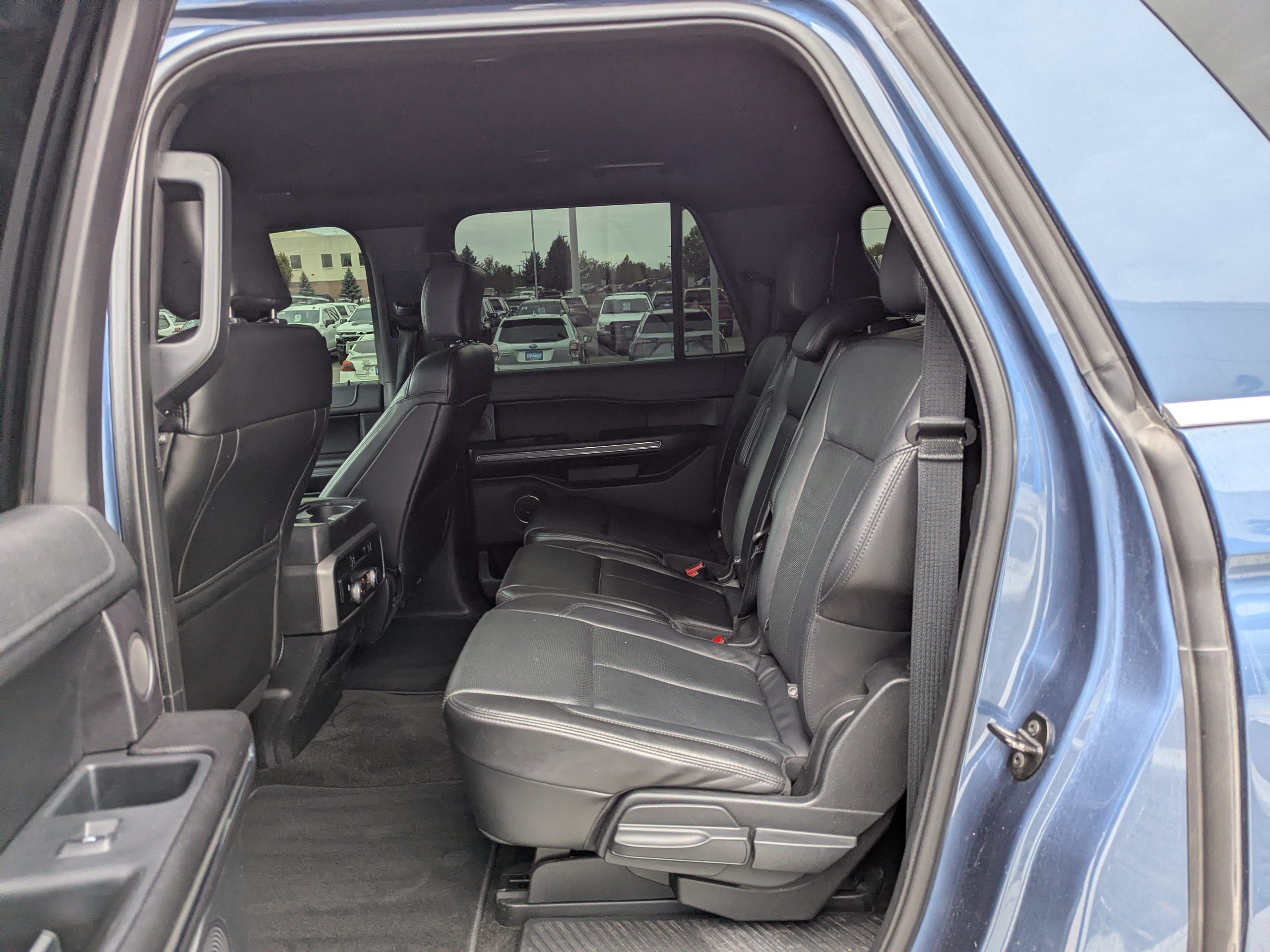 Used 2018 Ford Expedition Max XLT w/ Equipment Group 201A AWD/4WD image 25