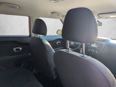 Used 2019 Kia Soul Base image 21