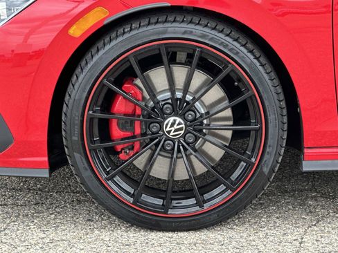 Used 2023 Volkswagen GTI 40th Anniversary Edition FWD image 8