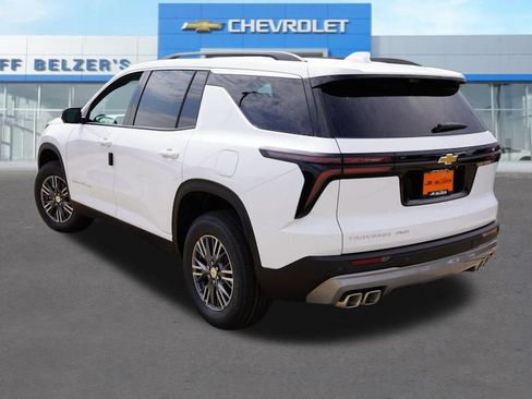 New 2026 Chevrolet Traverse LT w/ Driver Confidence Package image 5