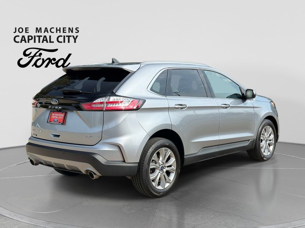 Used 2022 Ford Edge Titanium AWD/4WD image 5