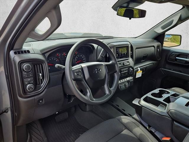 New 2026 Chevrolet Silverado 1500 Custom Trail Boss w/ Dark Appearance Package AWD/4WD image 3
