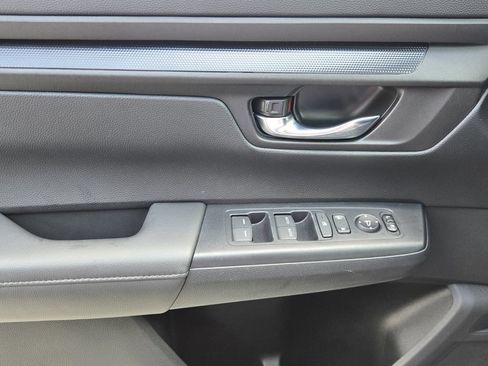 Certified 2025 Honda CR-V EX image 28
