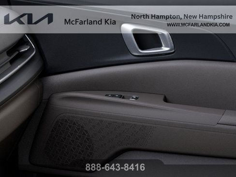 New 2026 Kia Carnival EX FWD image 25