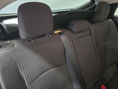 Used 2021 Toyota Prius Prime LE image 19