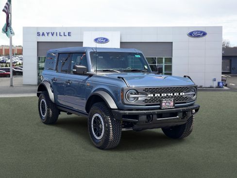 Used 2025 Ford Bronco Badlands AWD/4WD image 6
