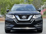 Used 2019 Nissan Rogue SV w/ Premium Package image 2