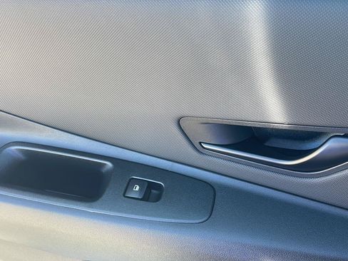 Used 2025 Hyundai Elantra Sport FWD image 23