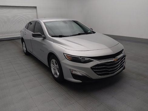 Used 2020 Chevrolet Malibu LS FWD image 13