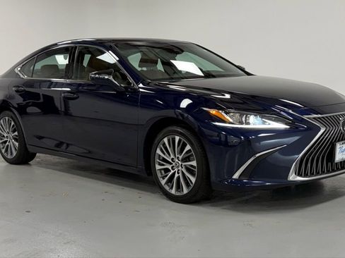 Used 2020 Lexus ES 350 w/ Premium Package image 6