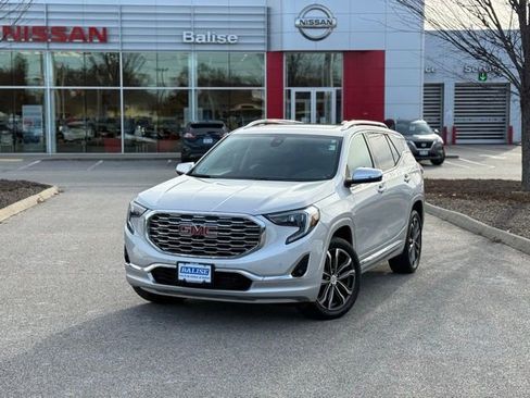 Used 2020 GMC Terrain Denali w/ Denali Premium Package image 9