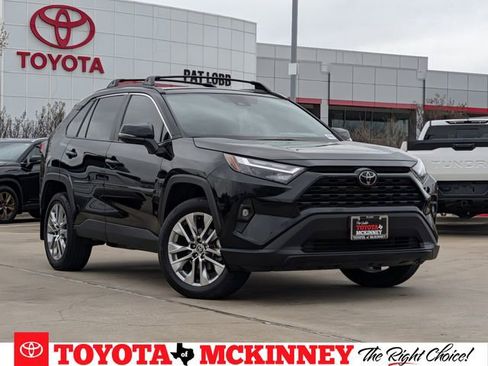 Used 2024 Toyota RAV4 XLE Premium image 1