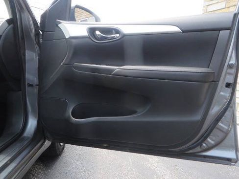 Used 2018 Nissan Sentra S FWD image 22