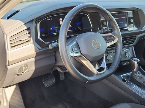 Used 2024 Volkswagen Jetta S image 10