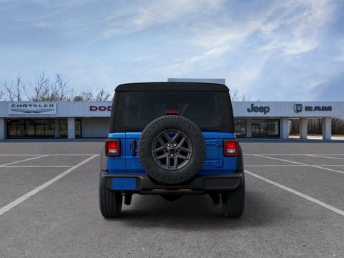 New 2026 Jeep Wrangler Unlimited Sport AWD/4WD image 32